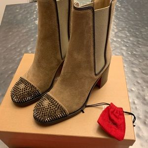 Christian Louboutin Otaboo 70  camel Size 36.5